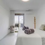 138- Stylish Coastal With Views And Pool In Lejlighed