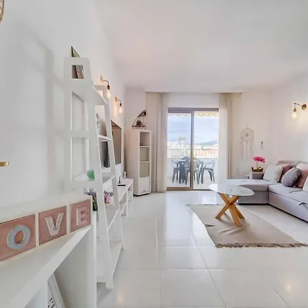 138- Stylish Coastal With Views And Pool In Apartamento *