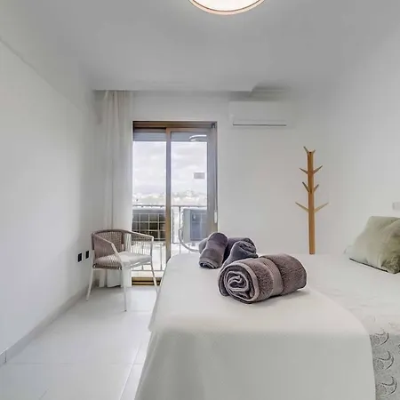 138- Stylish Coastal With Views And Pool In 公寓