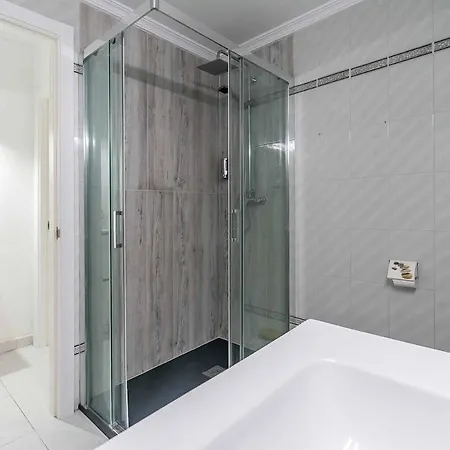 公寓 138- Stylish Coastal With Views And Pool In 丰希罗拉