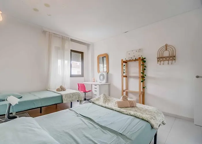 138- Stylish Coastal With Views And Pool In * 푸엔히롤라